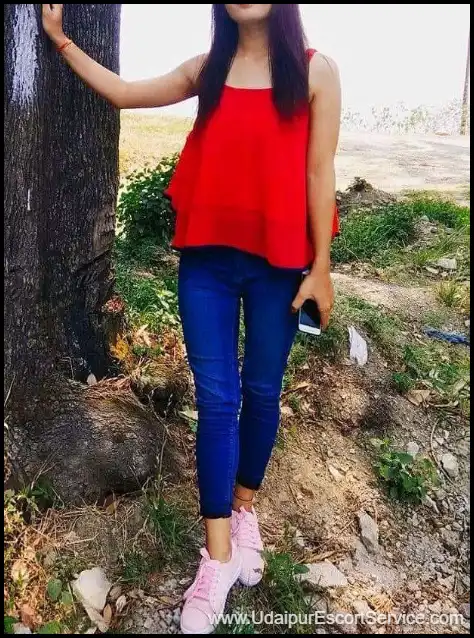 Udaipur escort service: Talented and diligent call girls in udaipur 5 udaipur escort service girl 4