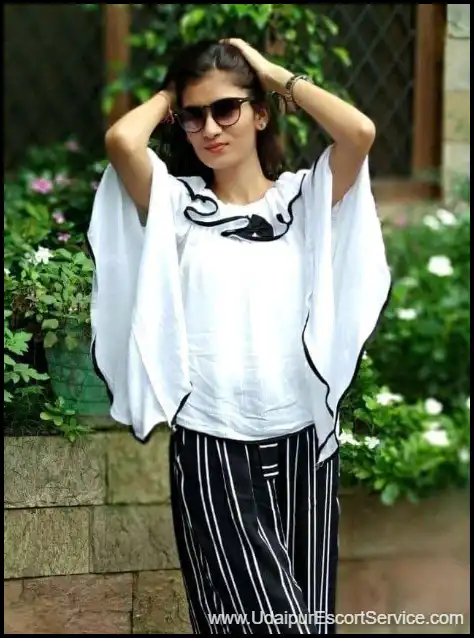 Udaipur escort service: Talented and diligent call girls in udaipur 10 udaipur escort service girl 9